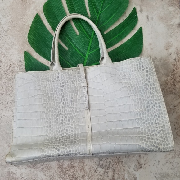 Guias Handbags - 🛍 Guia's Genuine Leather Tote Bag